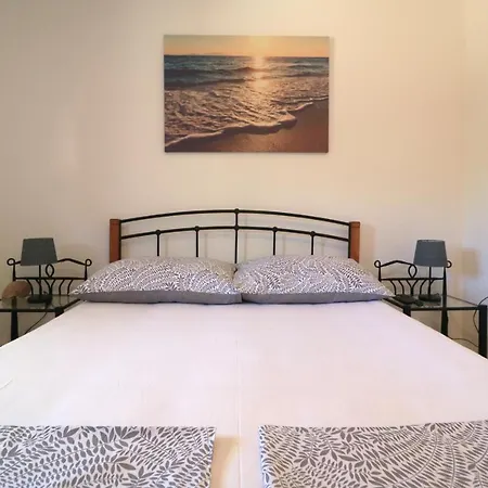 Vjera Apartment *